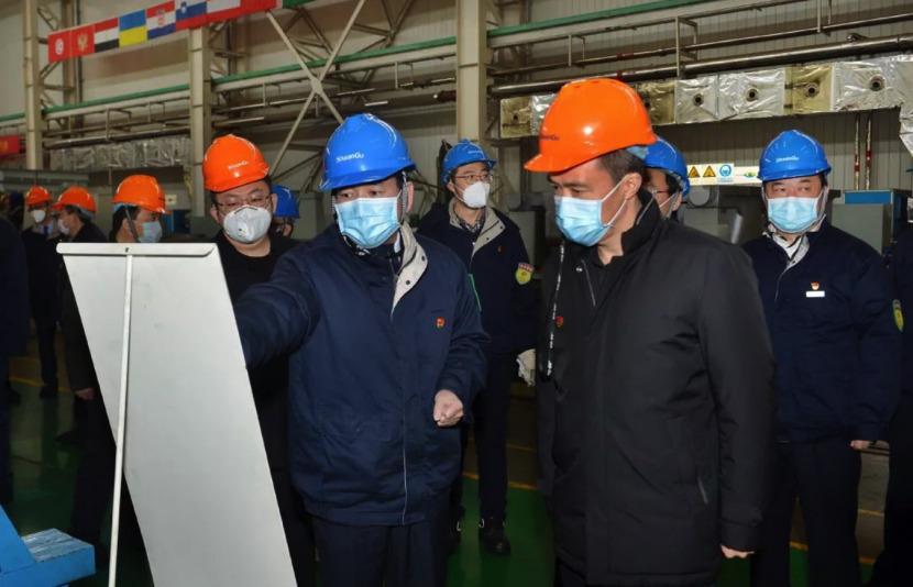 临潼区委副书记、代区长黄可深入星空电竞调研部署疫情防控工作